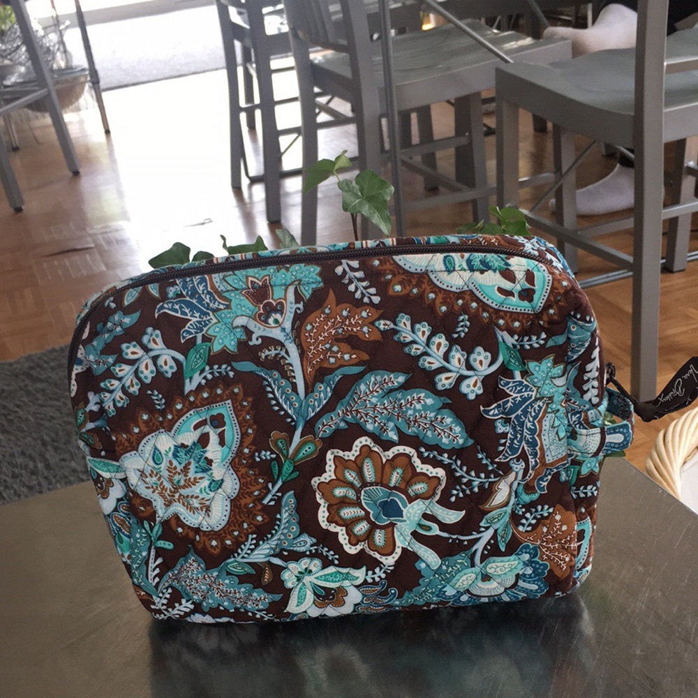 Vera Bradley/ Diaper Pouch with Changing Pad/